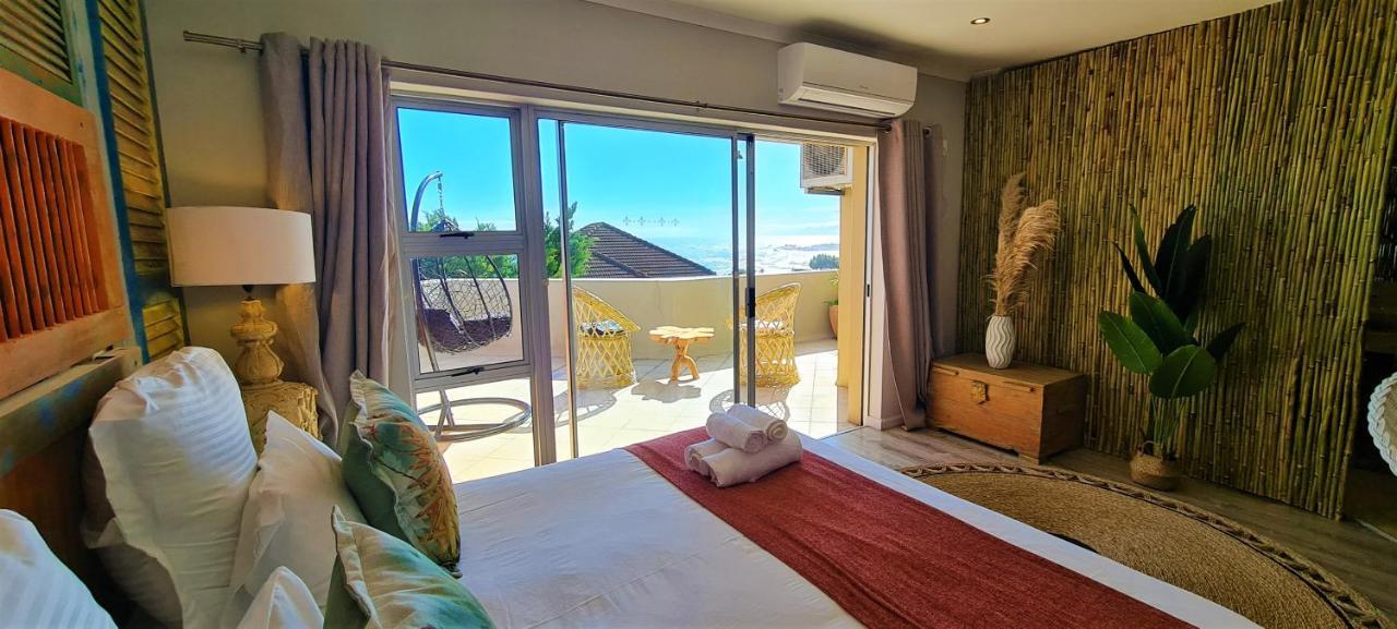 African Groove Camps Bay Guest house Cape Town