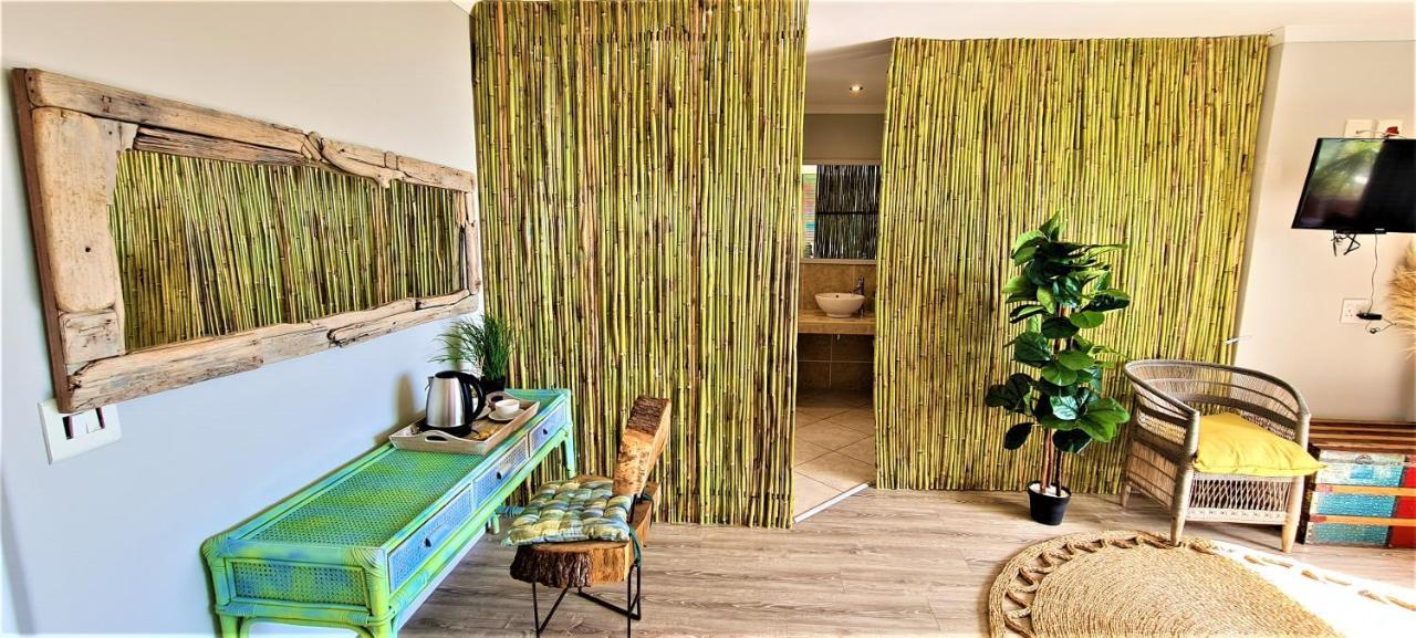 African Groove Camps Bay Guest house