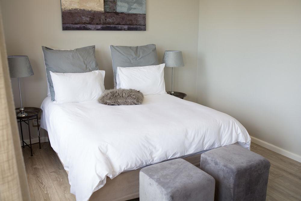 African Groove Camps Bay Guest house Cape Town
