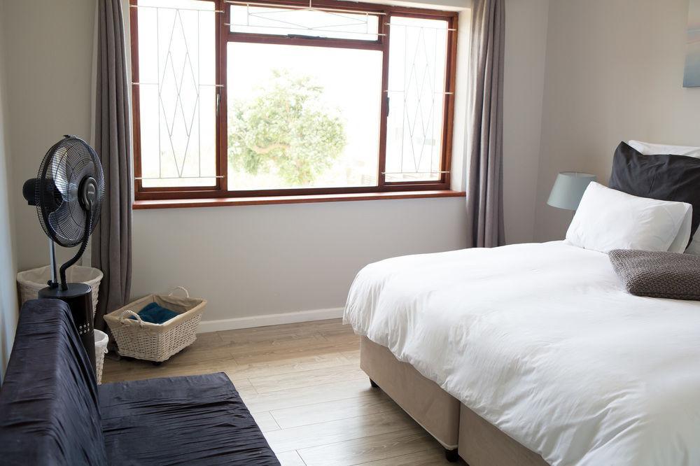 African Groove Camps Bay 4*