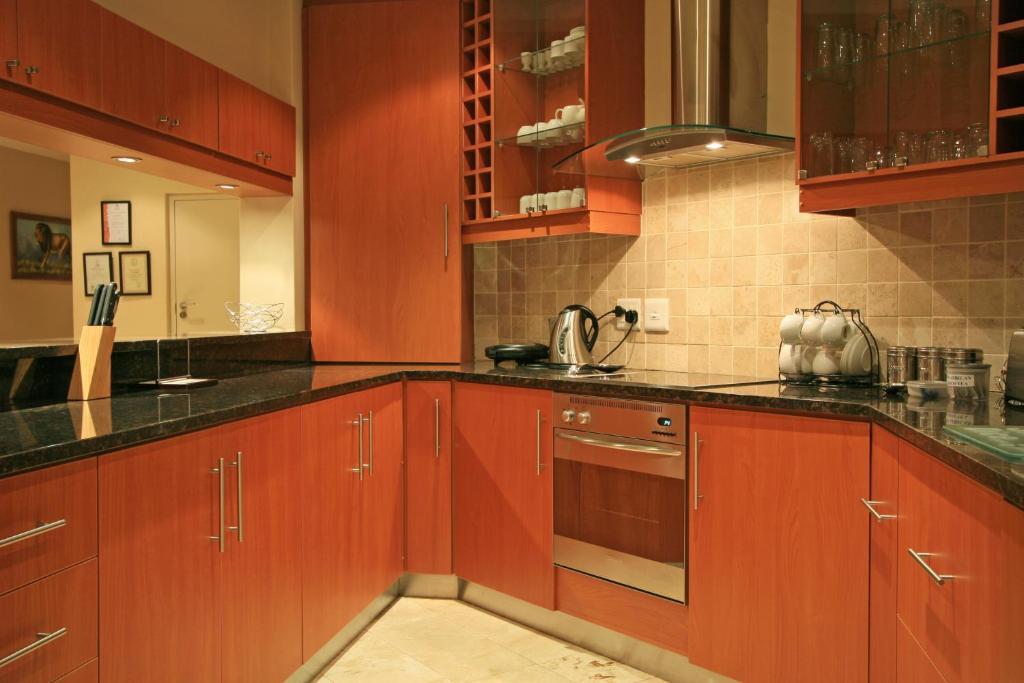 African Groove Camps Bay 4* Cape Town